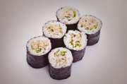 Tuna salad maki with iceberg lettuce